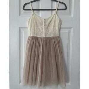 American Eagle Women's Lace Tulle Dress Size 4